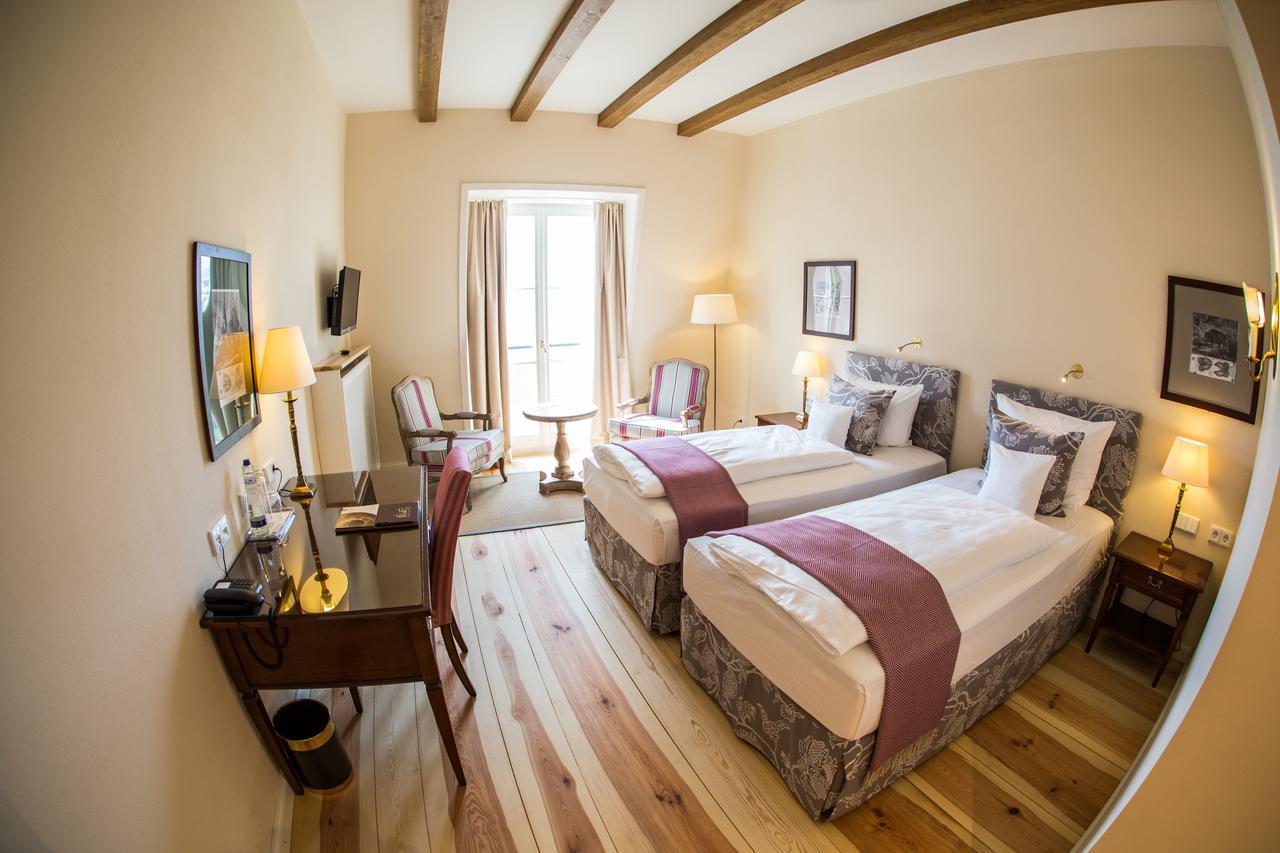 Hotel Schloss Leitheim المظهر الخارجي الصورة