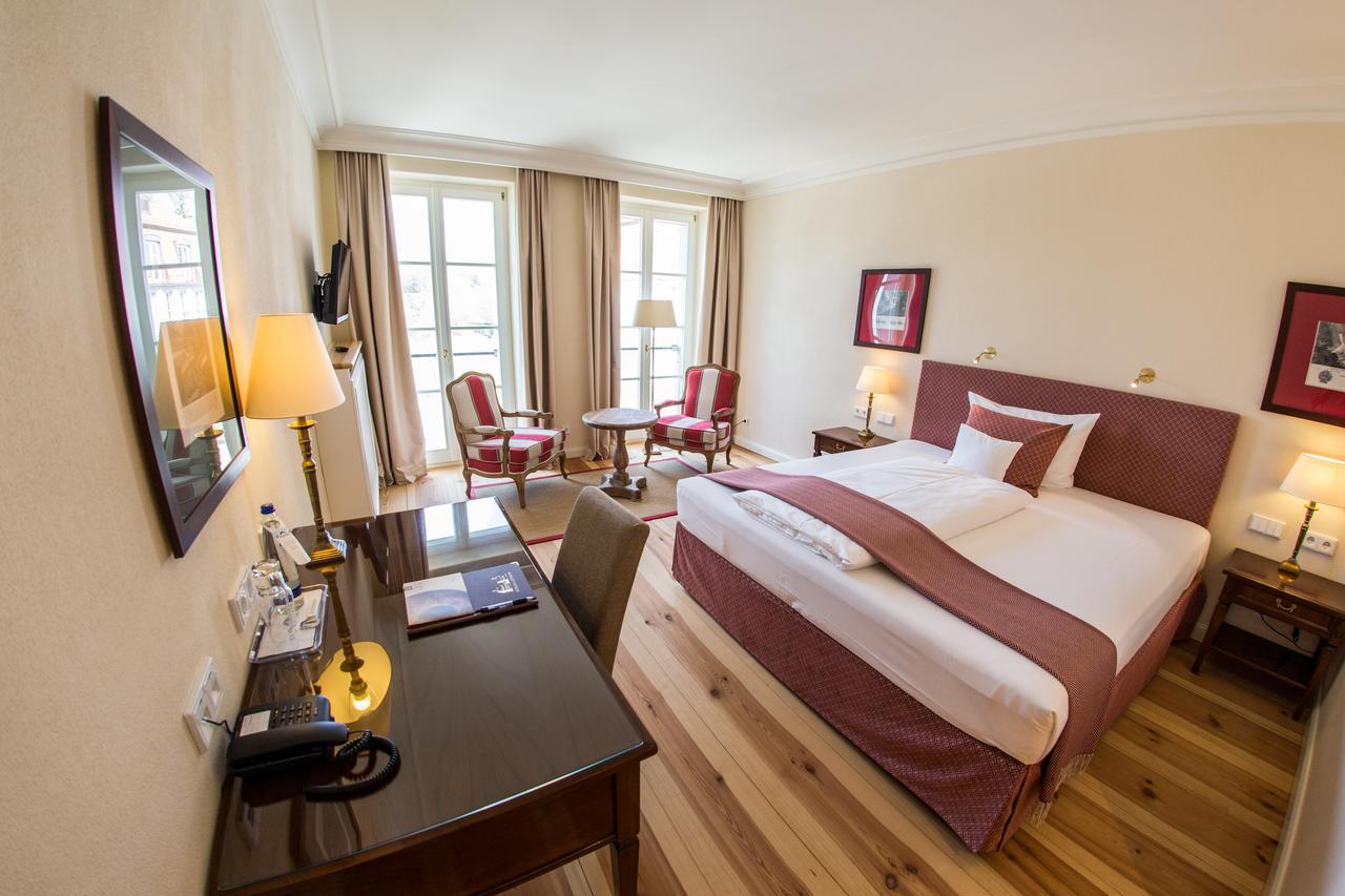 Hotel Schloss Leitheim المظهر الخارجي الصورة